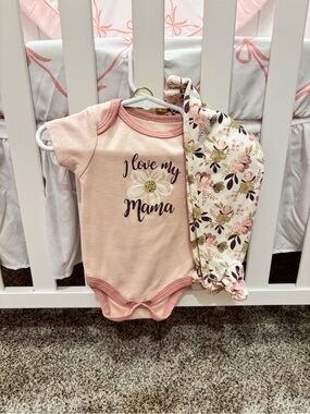 I Love My Mama Pink Baby Onesie with Floral Knot Hat